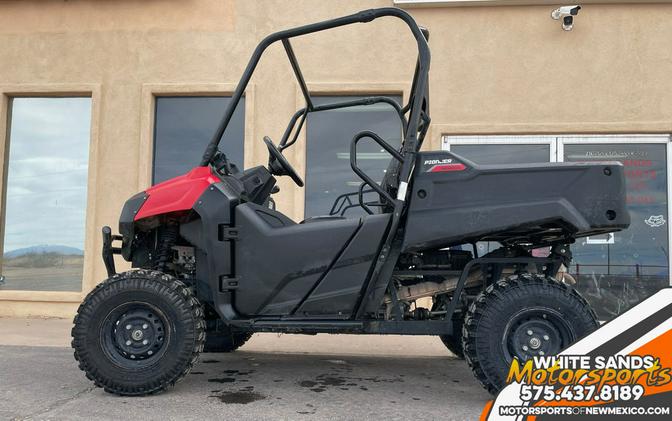 2017 Honda® Pioneer 700 Deluxe