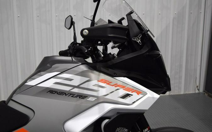 2024 KTM Super Adventure 1290 S