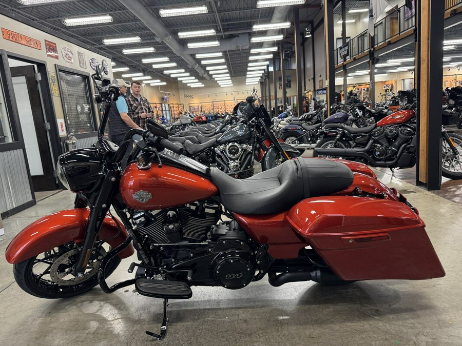 2025 Harley-Davidson Road King Special