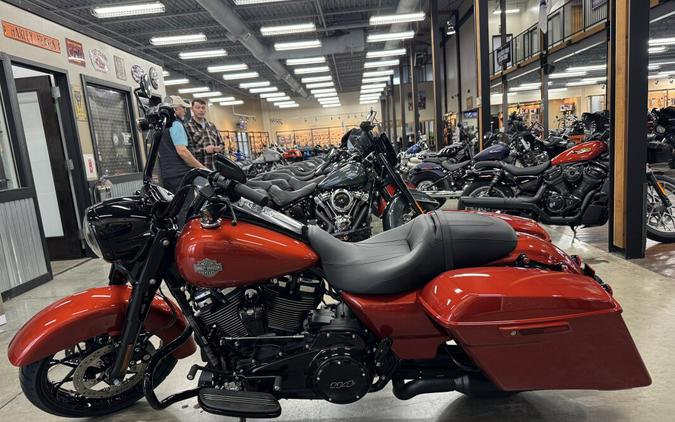 2025 Harley-Davidson Road King Special