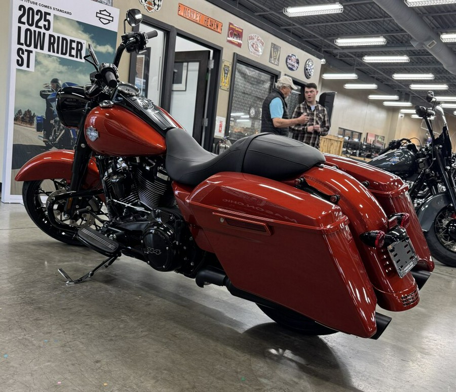 2025 Harley-Davidson Road King Special
