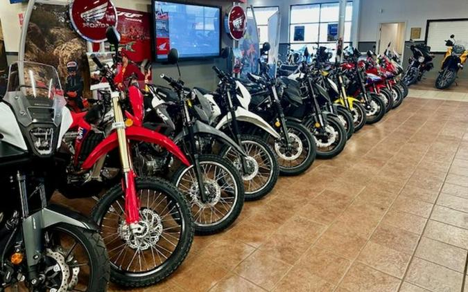 2019 Harley-Davidson® FLHCS - Heritage Classic 114