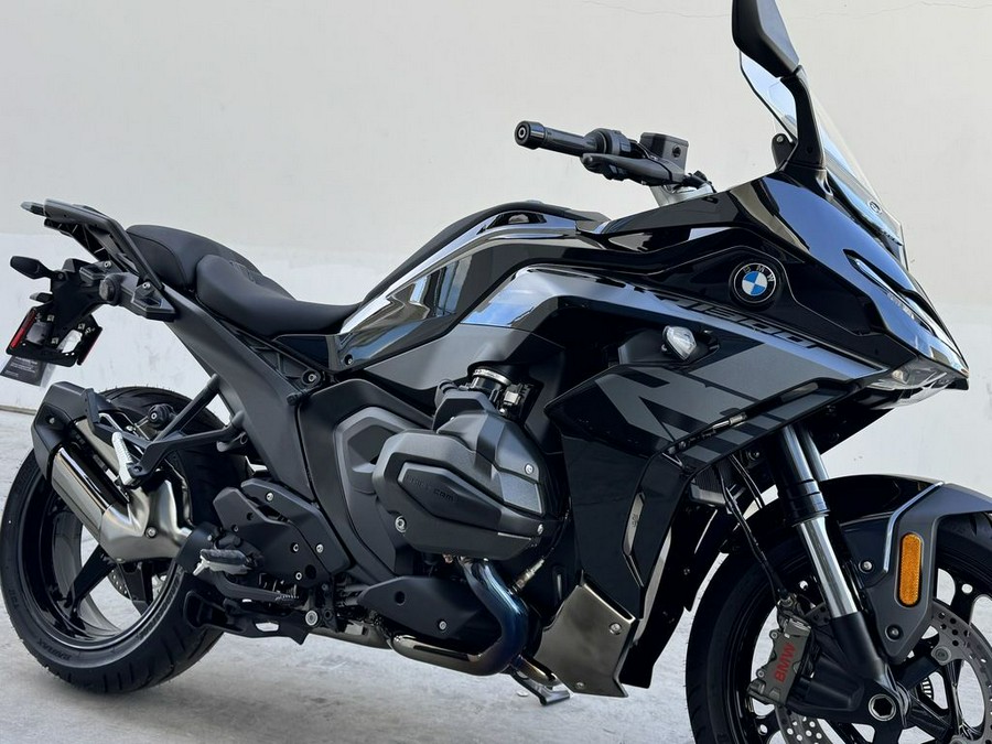 2026 BMW R 1300 RS Triple Black
