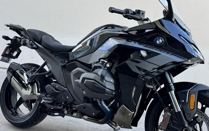 2026 BMW R 1300 RS Triple Black