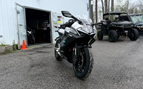 2026 CFMOTO 675SS