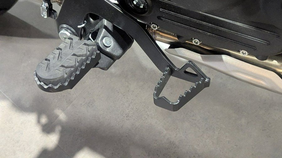 2025 Royal Enfield Himalayan 450 Slate Himalayan Salt