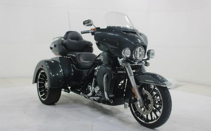 2025 Harley-Davidson Trike FLHTCUTG - Tri Glide Ultra