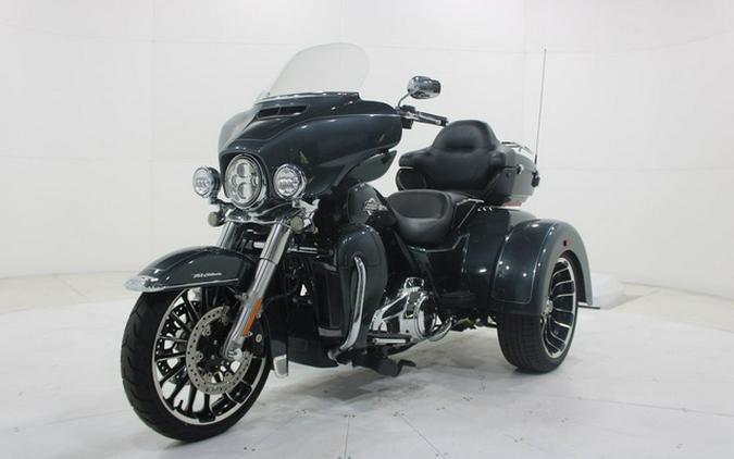 2025 Harley-Davidson Trike FLHTCUTG - Tri Glide Ultra