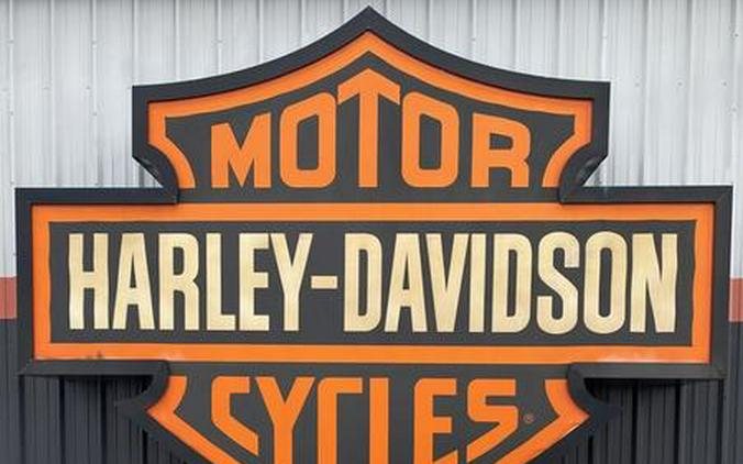 2014 Harley-Davidson® XL883L - Sportster® SuperLow®