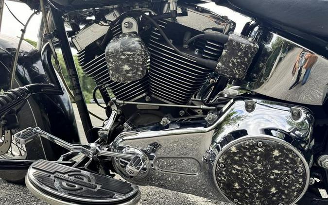 2011 Harley-Davidson® FLSTC - Heritage Softail® Classic