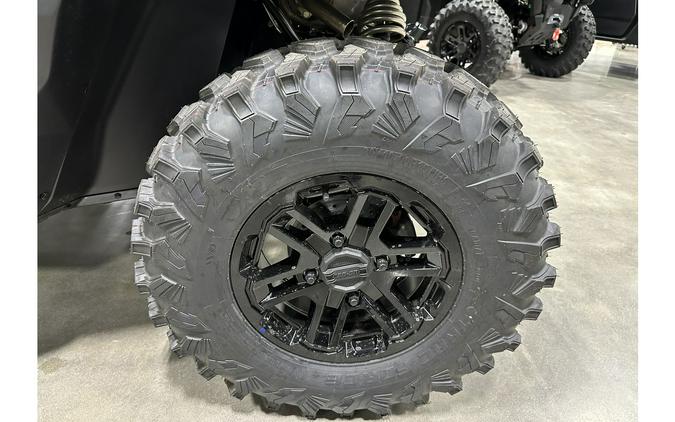 2026 Can-Am DEFENDER LIMITED CAB HD11