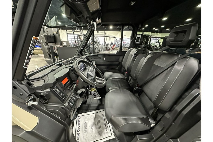 2026 Can-Am DEFENDER LIMITED CAB HD11