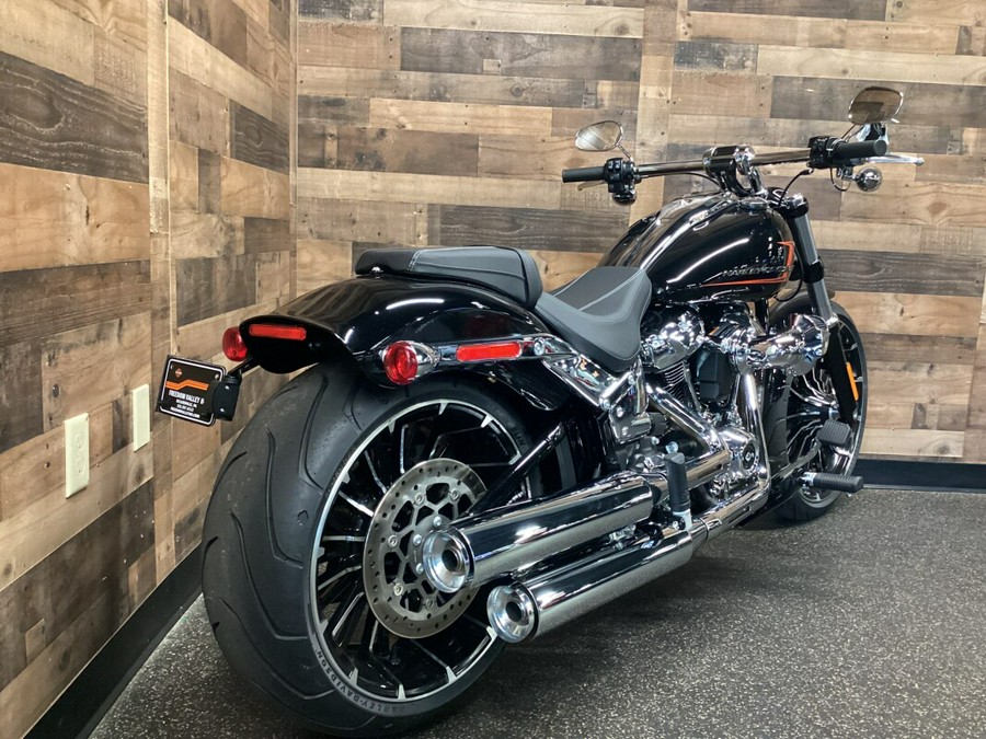 2024 Harley-Davidson Breakout 117 Vivid Black FXBR