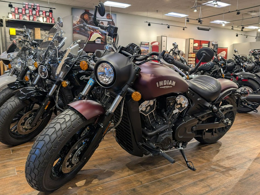 2022 Indian Motorcycle® Scout® Bobber ABS Maroon Metallic Smoke