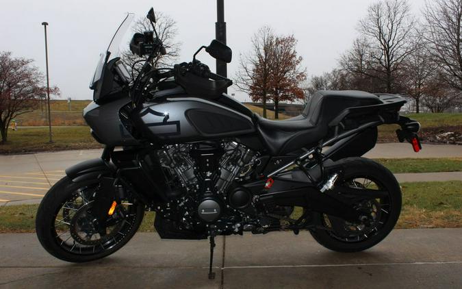 2022 Harley-Davidson® RA1250S - Pan America™ 1250 Special