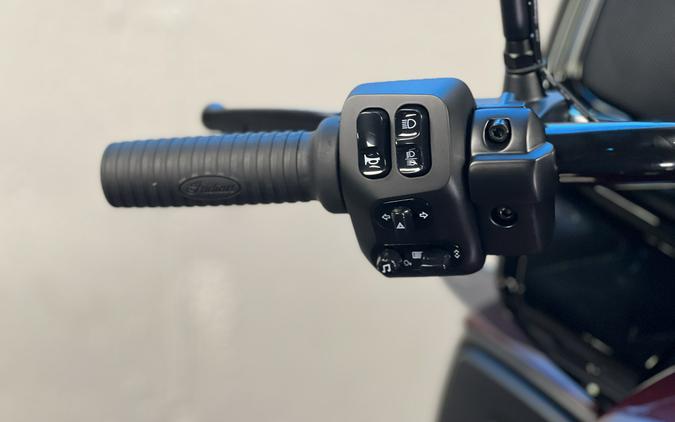 2026 Indian Motorcycle Pursuit® Dark Horse® with 112 and Powerband Audio Package