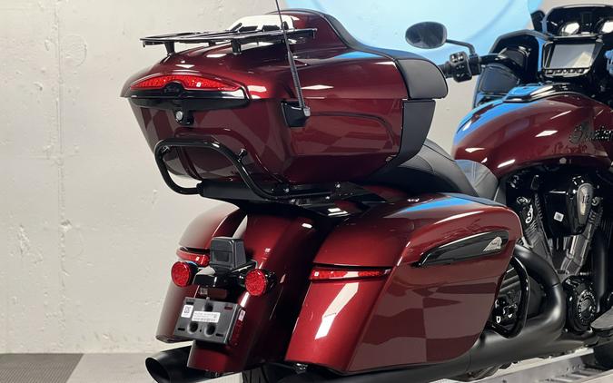 2026 Indian Motorcycle Pursuit® Dark Horse® with 112 and Powerband Audio Package