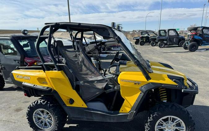 2012 Can-Am® Commander™ XT™ 1000