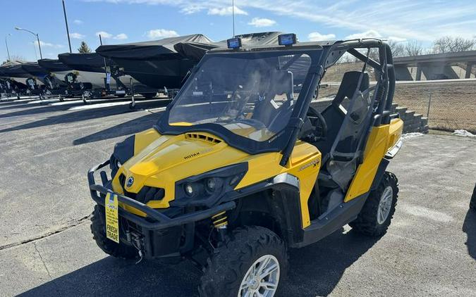 2012 Can-Am® Commander™ XT™ 1000