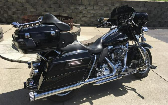 2011 Harley-Davidson® FLHTK - Electra Glide® Ultra Limited