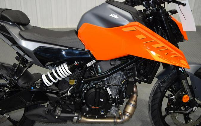 2024 KTM 250 Duke