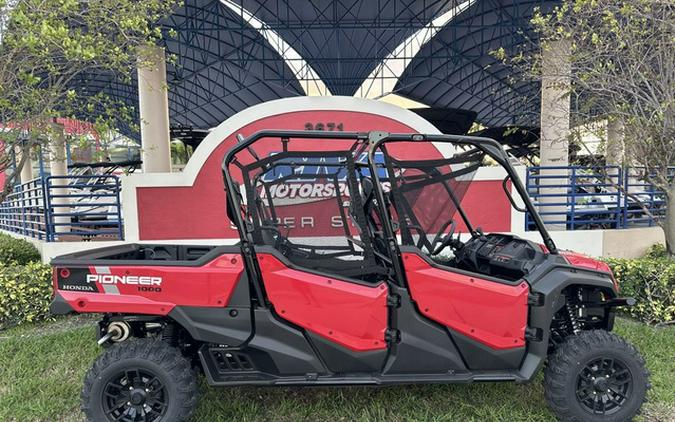 2025 Honda Pioneer 1000-6 Deluxe Crew