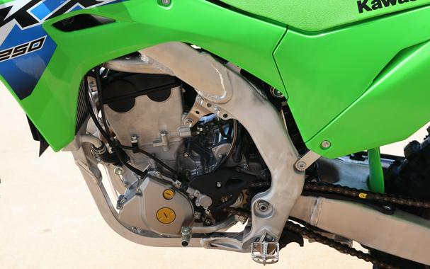 2026 KAWASAKI KX250