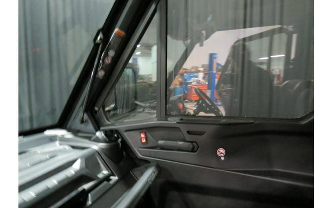 2024 Can-Am Defender MAX Limited HD10