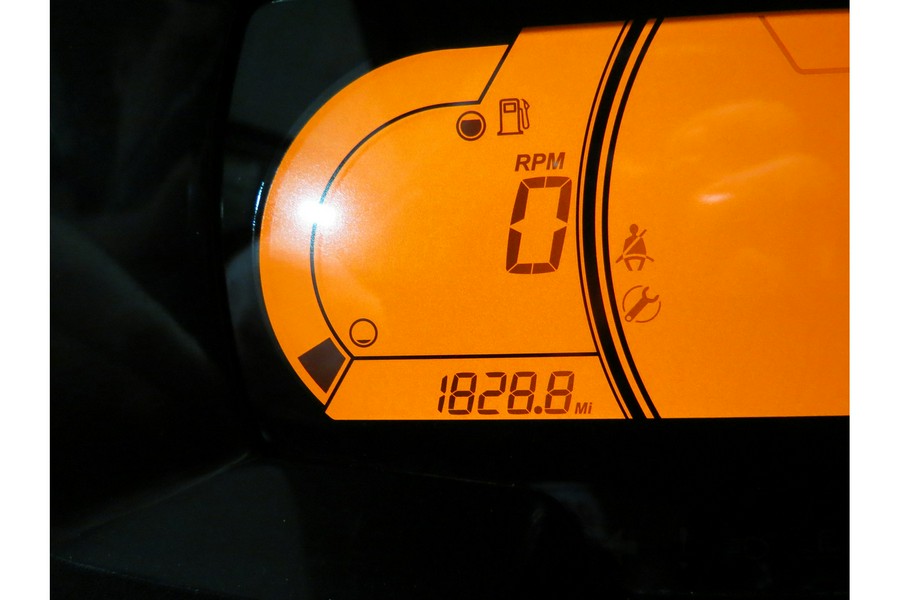 2024 Can-Am Defender MAX Limited HD10