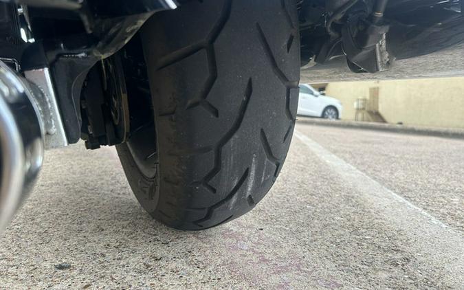 2020 Indian Roadmaster Elite Thunder Black Vivid Crystal Ove