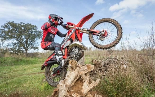 2026 Rieju MR PRO 300i