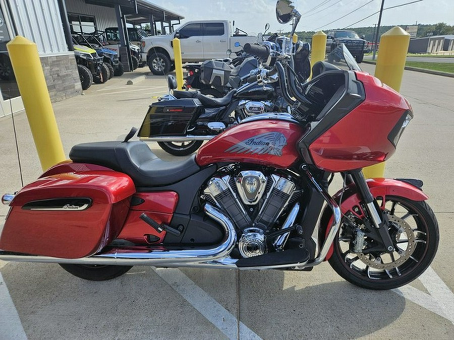 2021 Indian Challenger Limited Ruby Metallic