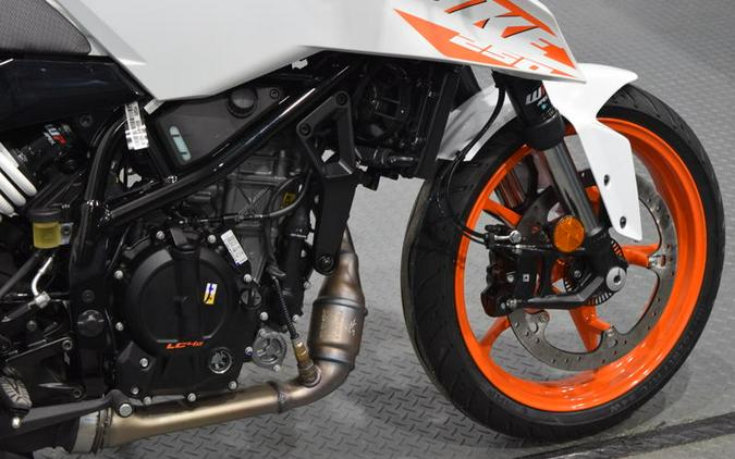 2024 KTM 250 Duke