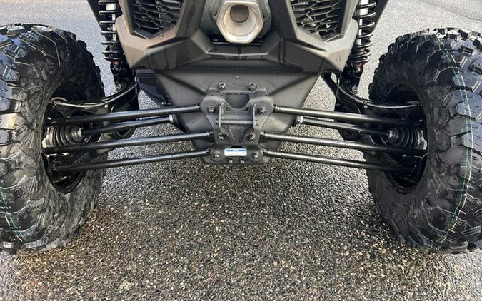 2026 Can-Am Maverick X3 MAX X Ds Turbo RR Triple Black_7.6 In.