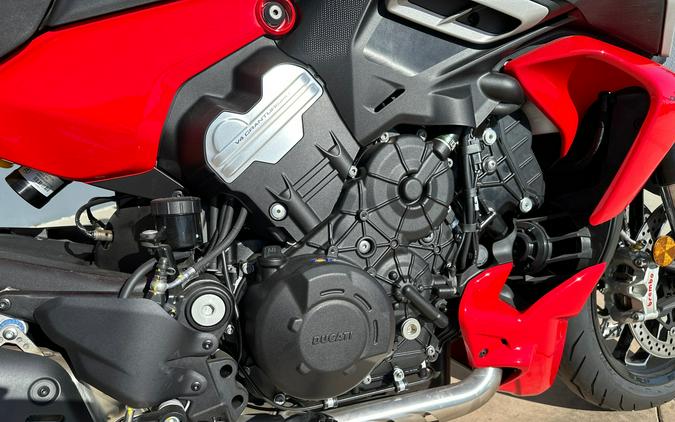 2024 DUCATI DIAVEL V4