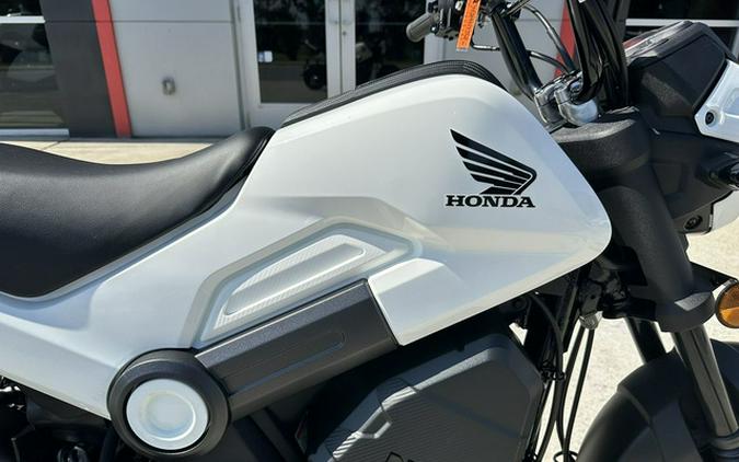 2024 Honda Navi White