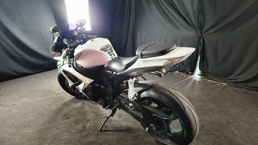2006 SUZUKI GSX-R750 - F110993