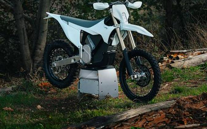 2025 Stark VARG EX Alpha 80 hp