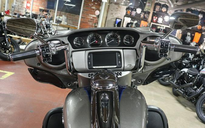 2017 Harley-Davidson CVO™ Limited