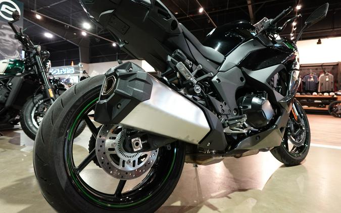 2025 Kawasaki Ninja® 1100SX ABS