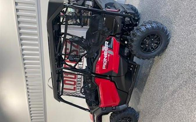 2024 Honda Pioneer 1000-5 Deluxe