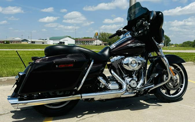 2011 Harley-Davidson® FLHX STREET GLIDE