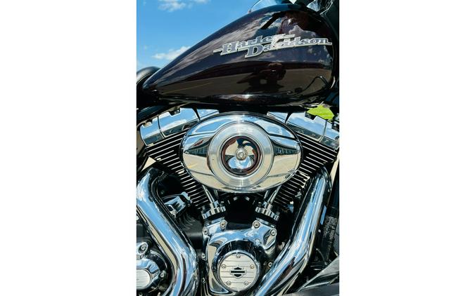 2011 Harley-Davidson® FLHX STREET GLIDE