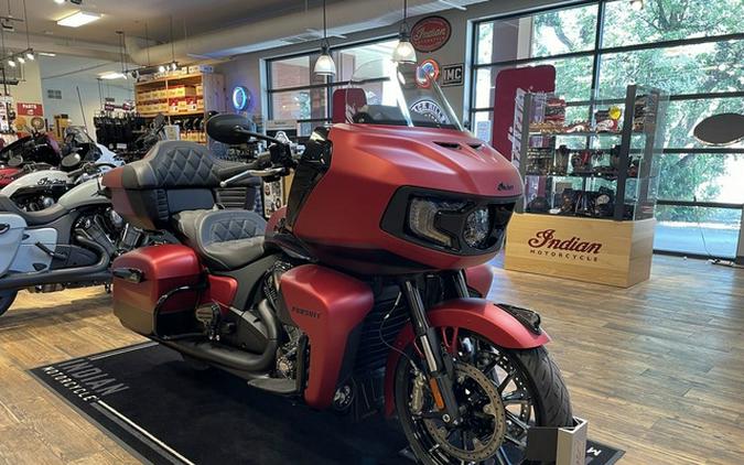 2025 Indian Pursuit Dark Horse 112 Sunset Red Smoke With Bla