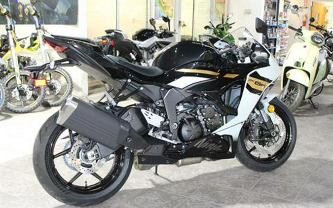 2026 Kawasaki NINJA ZX-6R ABS