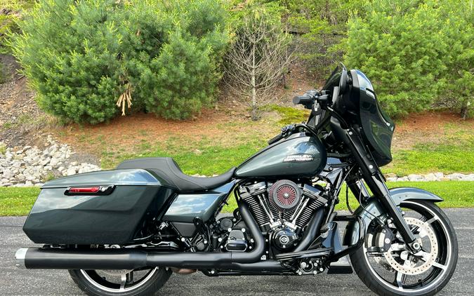 FLHX 2025 Street Glide