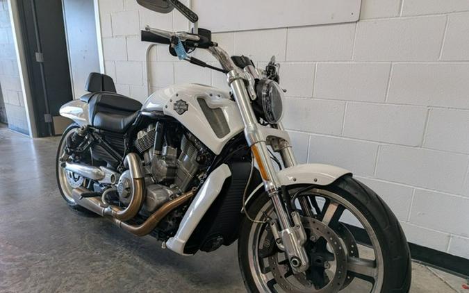 2016 Harley-Davidson V-Rod VRSCF - Muscle