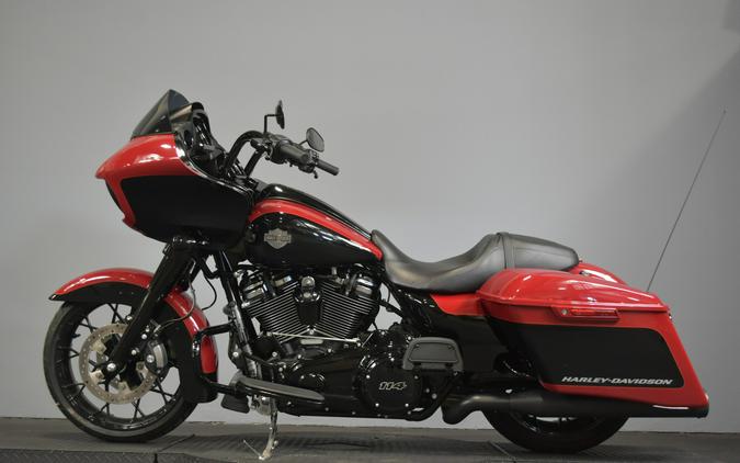 2021 Harley-Davidson Road Glide Special Billiard Red/Vivid Black
