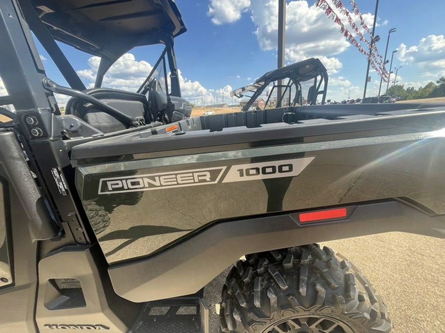 2026 Honda Pioneer 1000 Deluxe