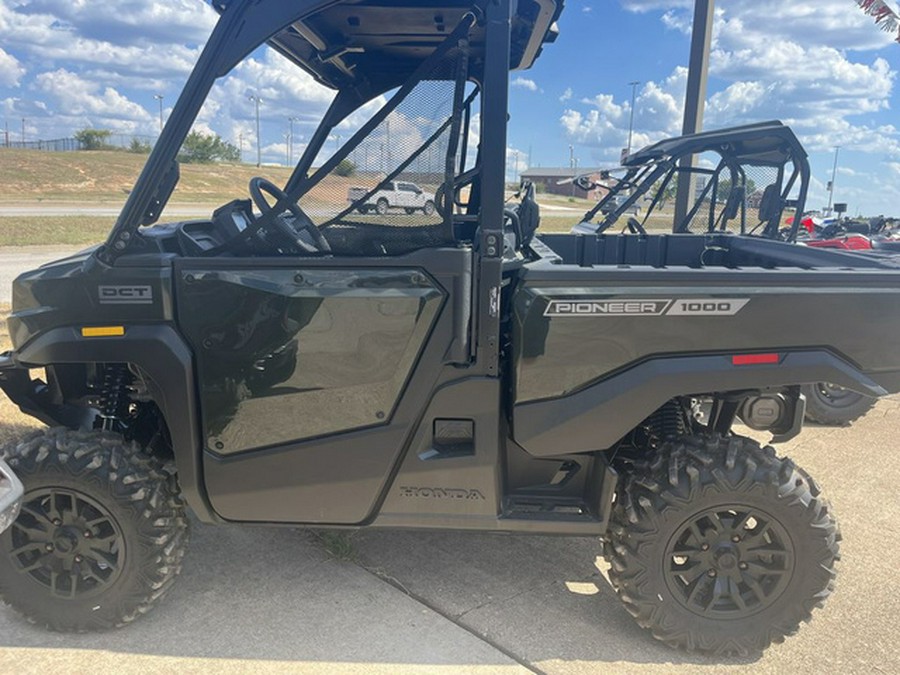 2026 Honda Pioneer 1000 Deluxe